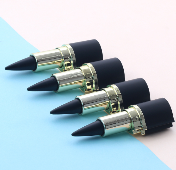 Waterproof Gel Eyeliner Pen: Smudge-Proof Matte Black