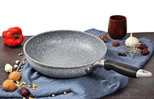 Frying pan with glass lid