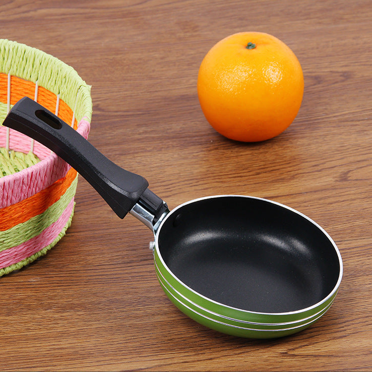 Mini non-stick frying pan, size reference