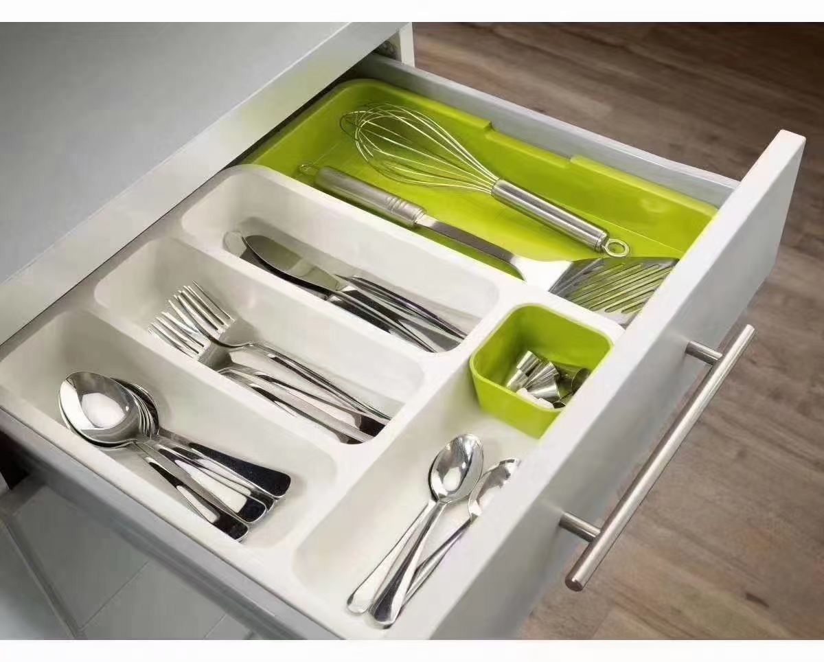 Kitchen drawer organizer expanded in drawer