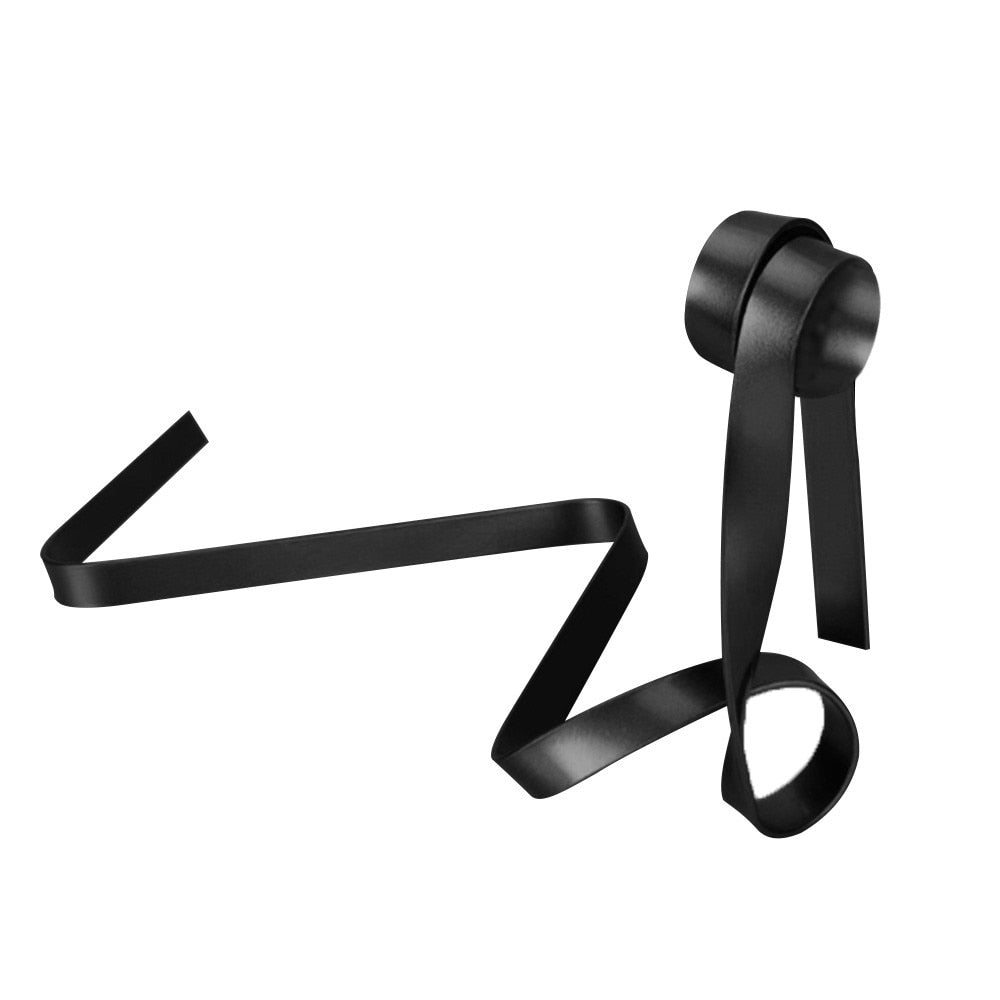 Black floating wine rack