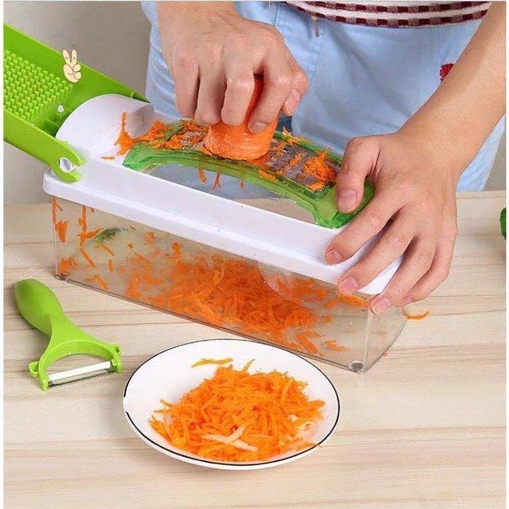 Chopper cutting vegetables