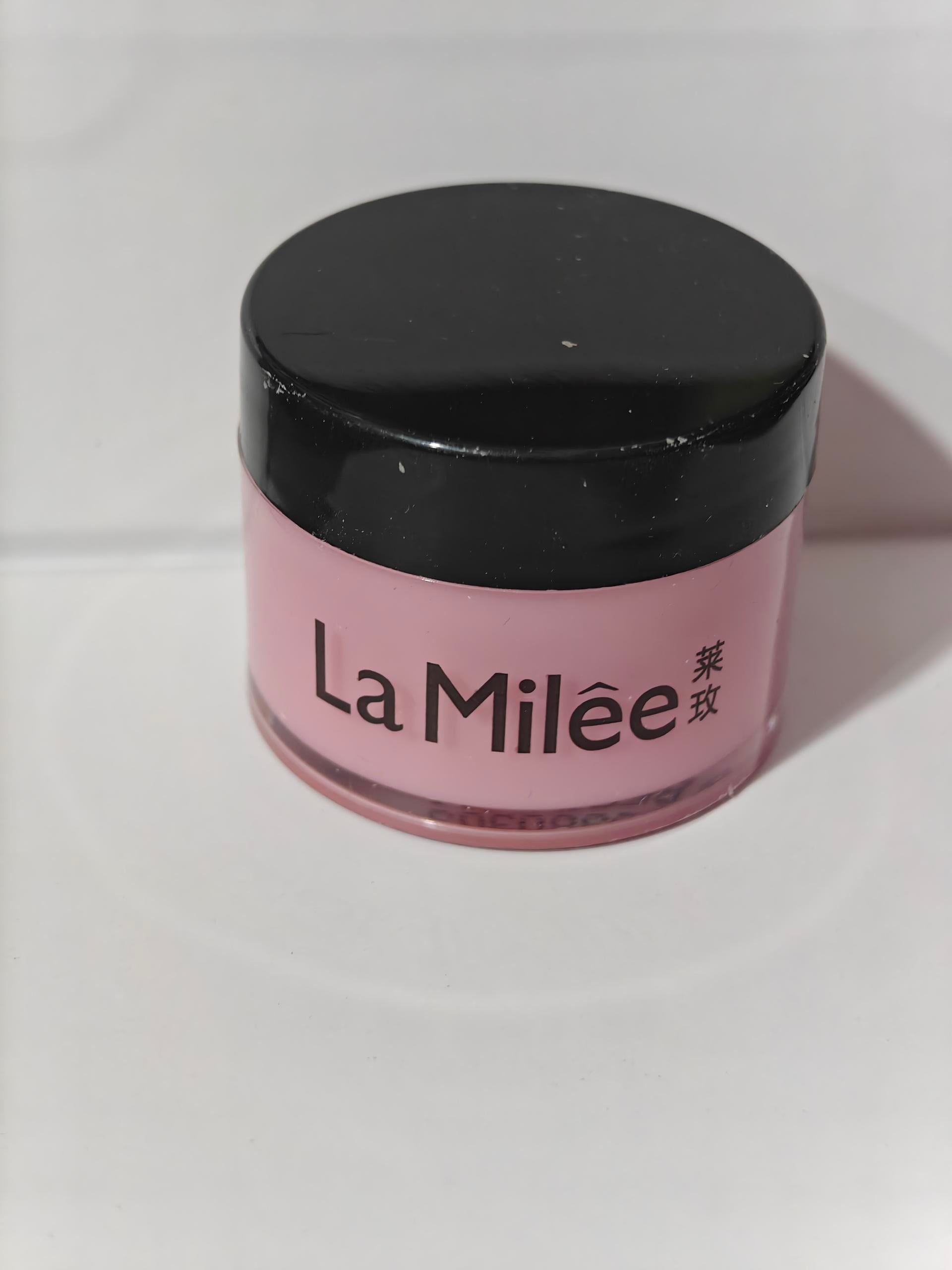 Moisturizing Lip Mask: Overnight Hydrating Treatment